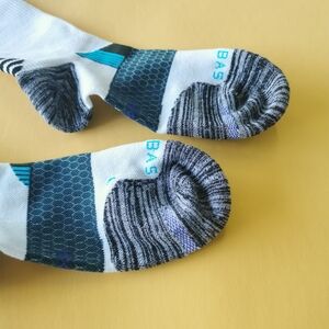 Bombas Calf Socks Size L Comfortable Quality White Athletic Wear